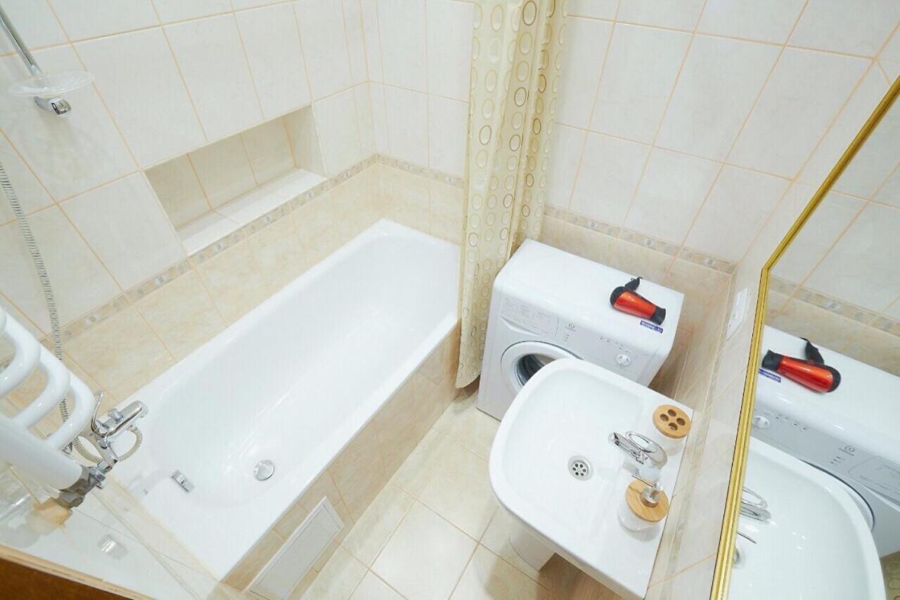 Appartement Myaparts B7 à Lviv Extérieur photo
